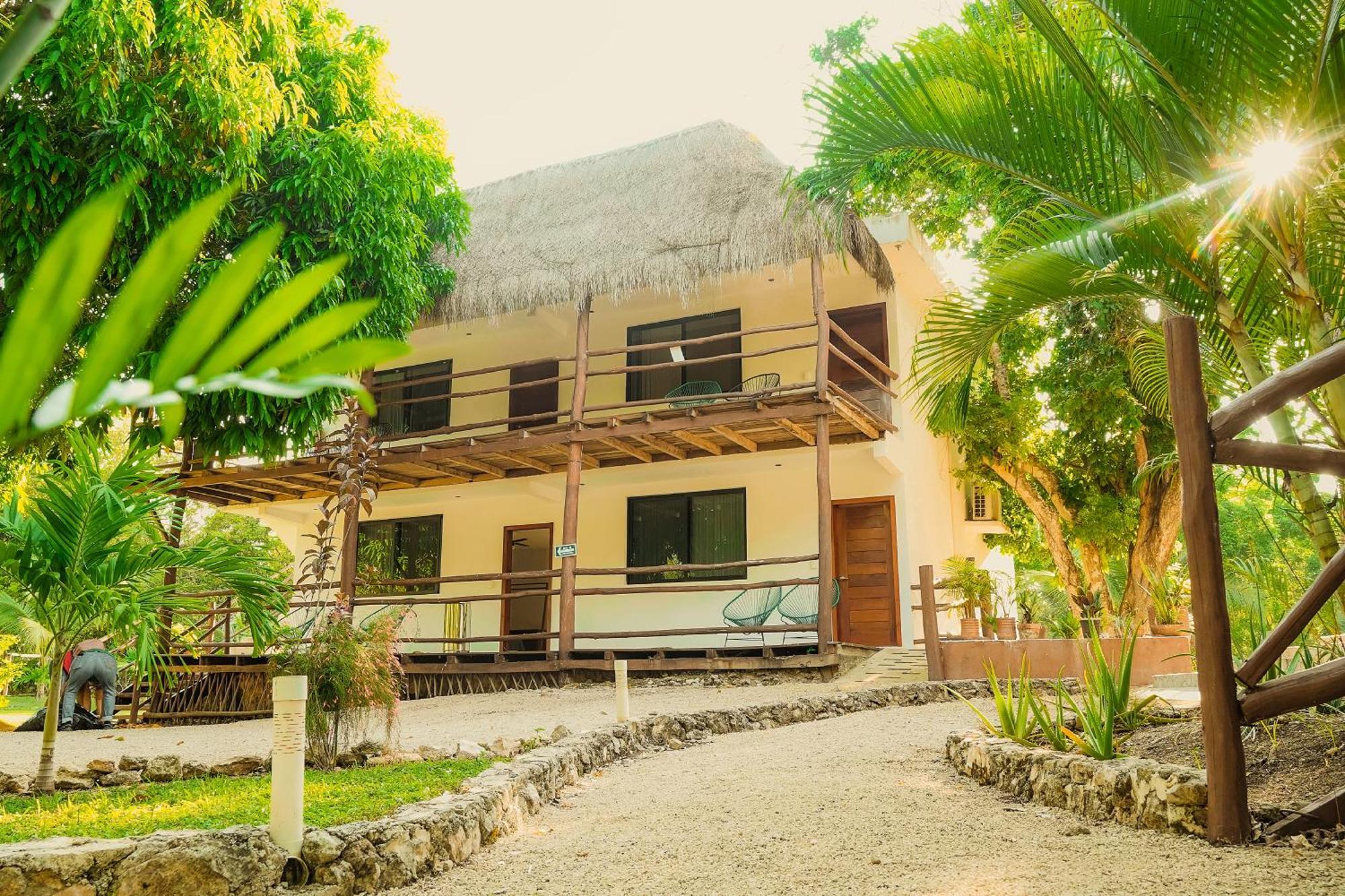 Royal Palm Bacalar Cabanas & Lagoon Club Luaran gambar
